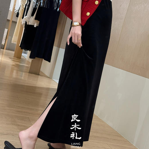 【预售7天】良木礼丝绒开叉半裙（黑绒绒）（Q2581130） 商品图4