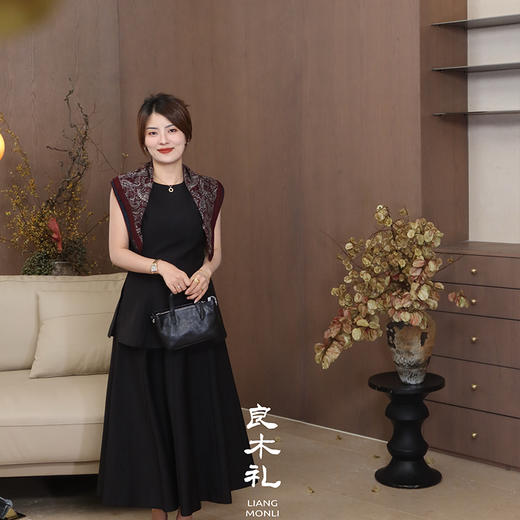 【预售7天】良木礼醋酸羊毛半裙（Q8159） 商品图6