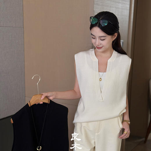 良木礼美丽诺羊毛背心（Q258286） 商品图2