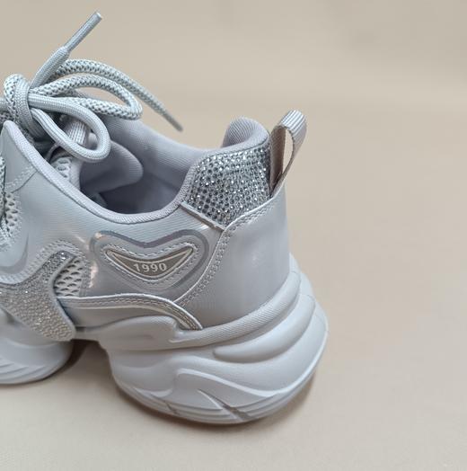 【潮流爆款】西村名物2025年秋季新款厚底轻便时尚带水钻休闲百搭透气老爹鞋运动鞋X25CM31811 商品图8