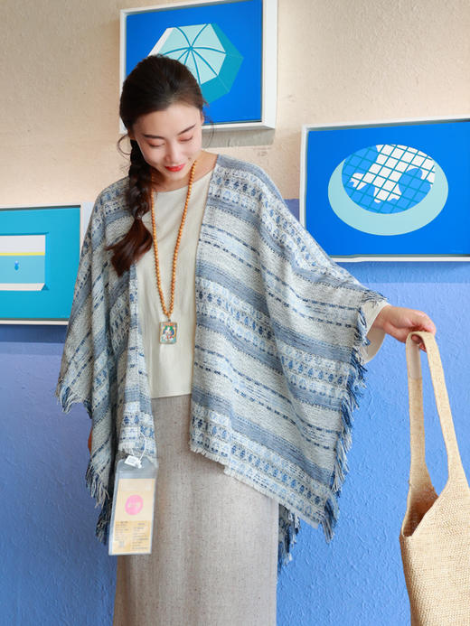 【抖音专属】蓝予·流苏披肩（21705029-挼蓝） 商品图3