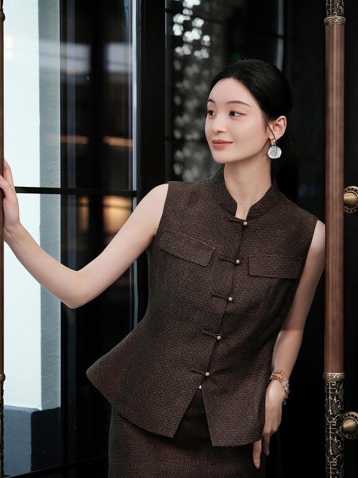 盛唐婧| 轻奢织金香云纱时尚上衣 商品图9