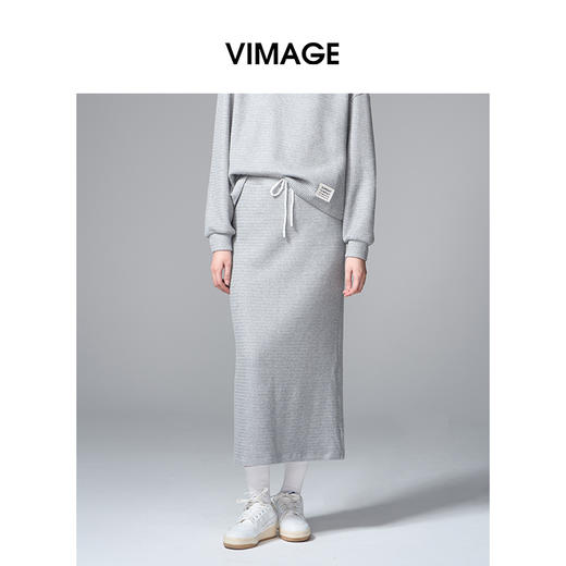 VIMAGE纬漫纪肌理感显瘦休闲针织灰色廓形直筒秋季新款半裙V2406106 商品图0