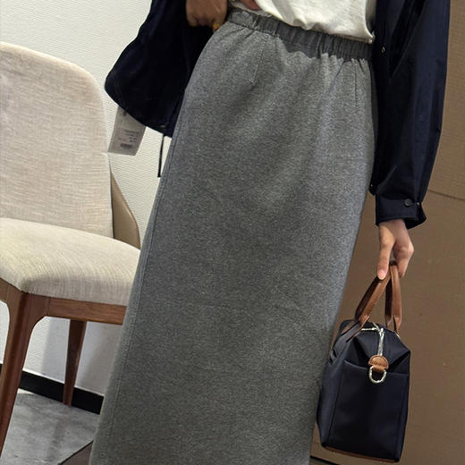 【特价不退不换】良木礼开叉半裙(Q258368) 商品图1