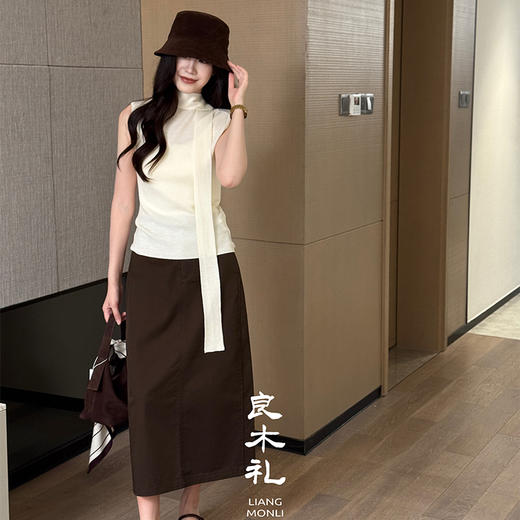 【不退不换】良木礼开叉半裙（Q258369） 商品图0