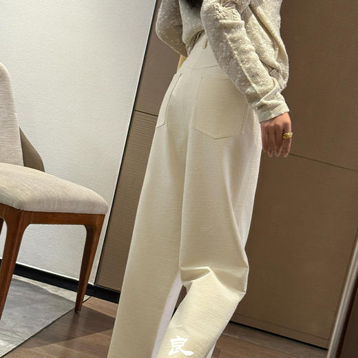 【特价不退不换】良木礼弯刀牛仔裤(Q258309) 商品图4