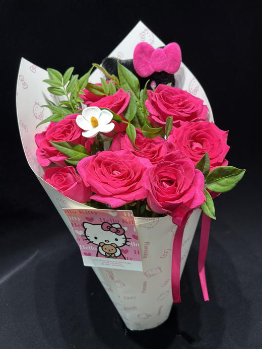 【爱在七夕】新鲜鲜花凯蒂猫粉玫花束 11朵弗洛伊德玫瑰+配草 鲜花花束（可备注送货时间） 商品图1