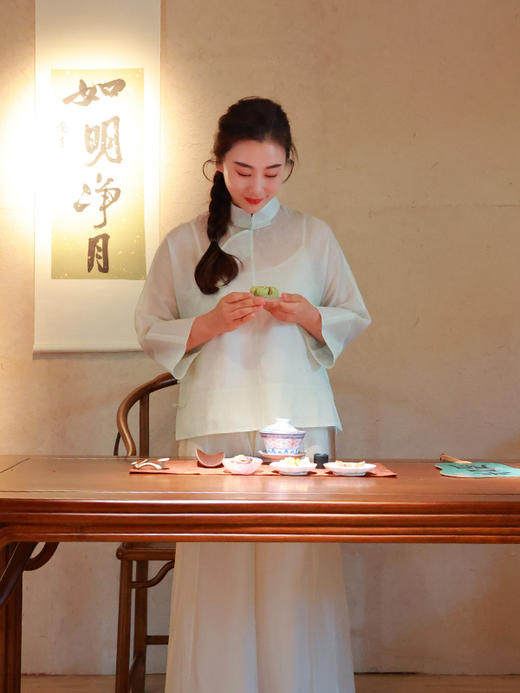 【抖音专属】一枕秋风·中式斜襟小衫（24810903-浅云-结缘款） 商品图0