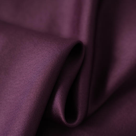 EITIE爱特爱优雅气质缎面高级感高腰显瘦半身裙8306006 商品图6