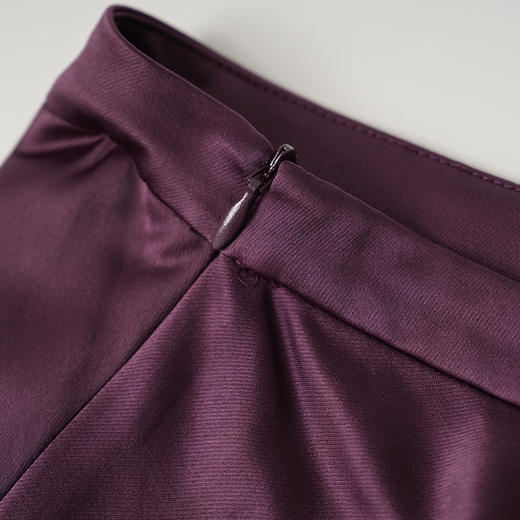 EITIE爱特爱优雅气质缎面高级感高腰显瘦半身裙8306006 商品图5