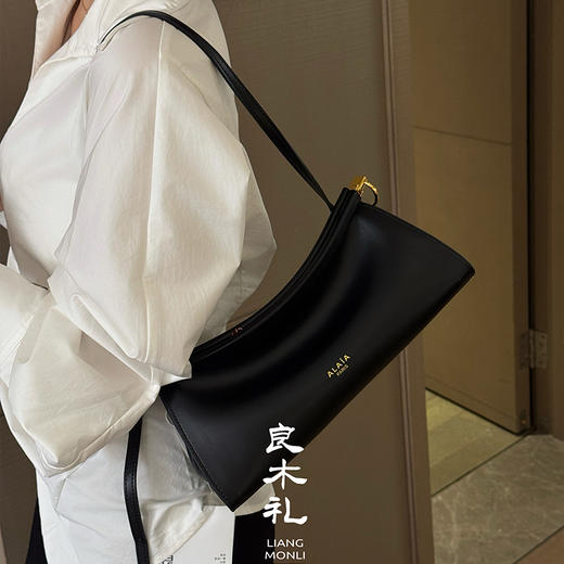 【预售7天|不退不换】良木礼牛皮包包（Q258429） 商品图0