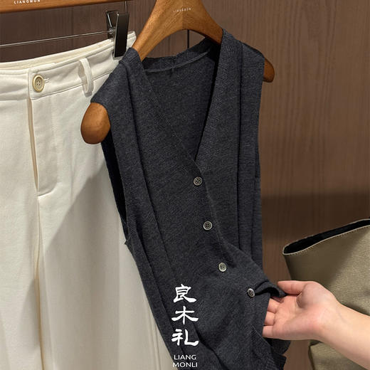 【特价不退不换】良木礼扬子纱羊毛背心（Q8190） 商品图6