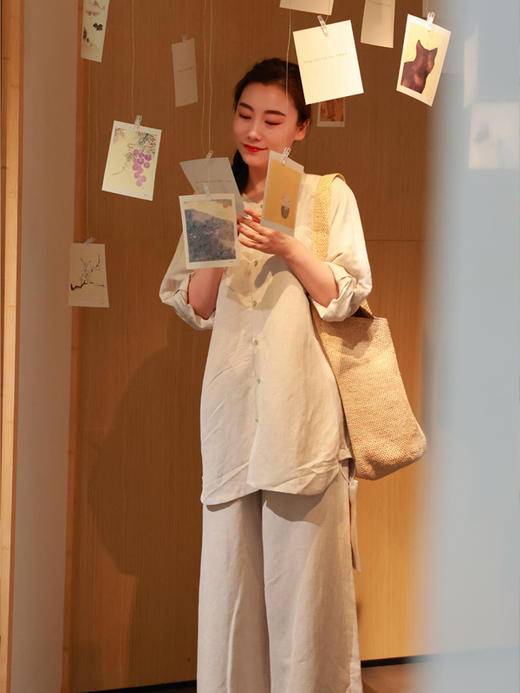 【抖音专属】无束·新中式衬衣（25810009-缟素） 商品图0