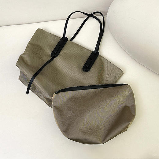 【预售7天，不退不换】良木礼托特包(Q258414) 商品图0