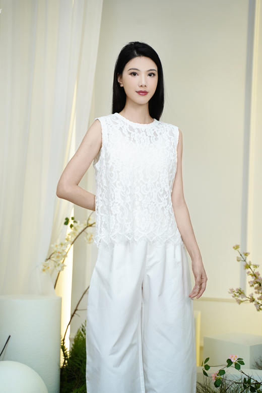 现货 臣禾	重工蕾丝无袖背心	JZ252050121 商品图0