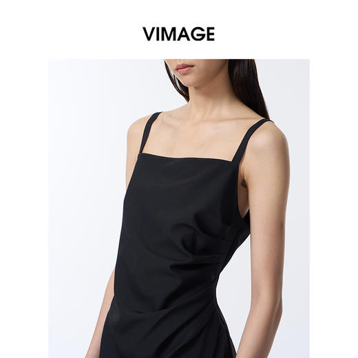 VIMAGE纬漫纪气质小黑裙方领收腰显瘦优雅吊带秋季新款连衣裙V2407108 商品图3
