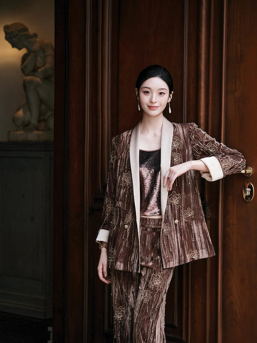 东方境X郭培 | 重工流苏芙蓉花刺绣丝绒西服上衣 商品图1