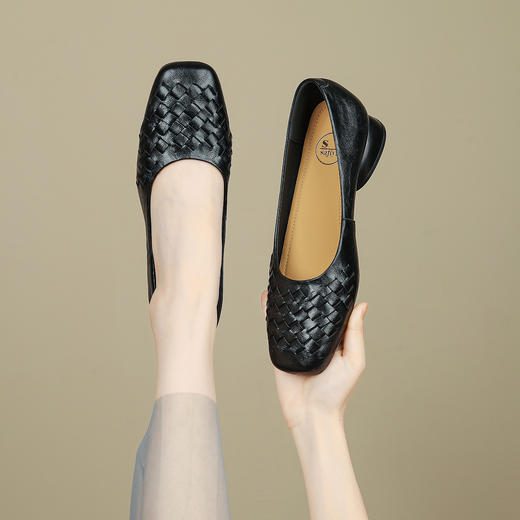 品质好货|Safiya/索菲娅2025春秋浅口软底软面羊皮鞋垫舒适女鞋 SFD3111707 商品图2