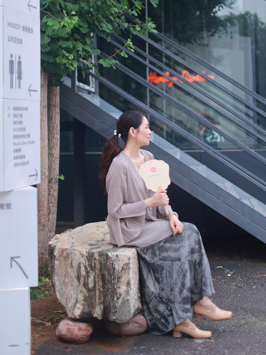 【抖音专属】赤乌·新中式上衣（25710321-珠子褐） 商品图1