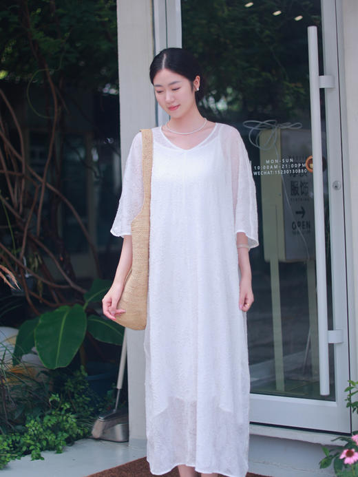 【抖音专属】挚白·新中式连衣裙（25707383B-银白） 商品图1
