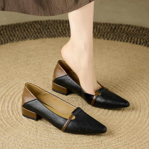 品质好货|Safiya/索菲娅春秋法式优雅撞色尖头低跟浅口单鞋 SFD3111701 商品图1