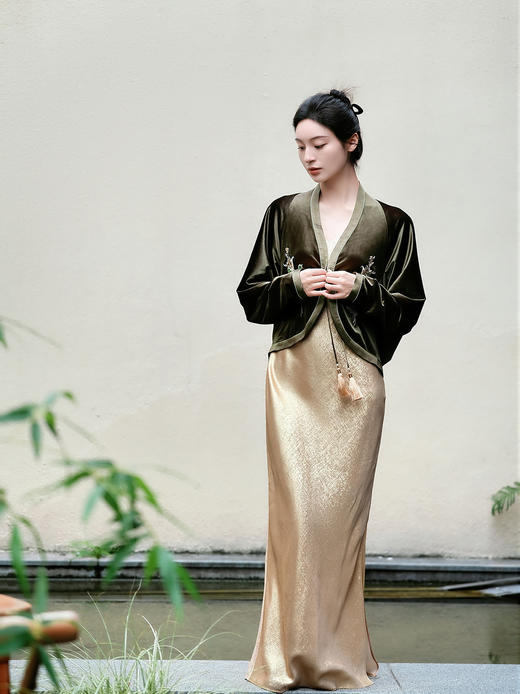 东方境X郭培 | 新中式帝王花刺绣外套 商品图5