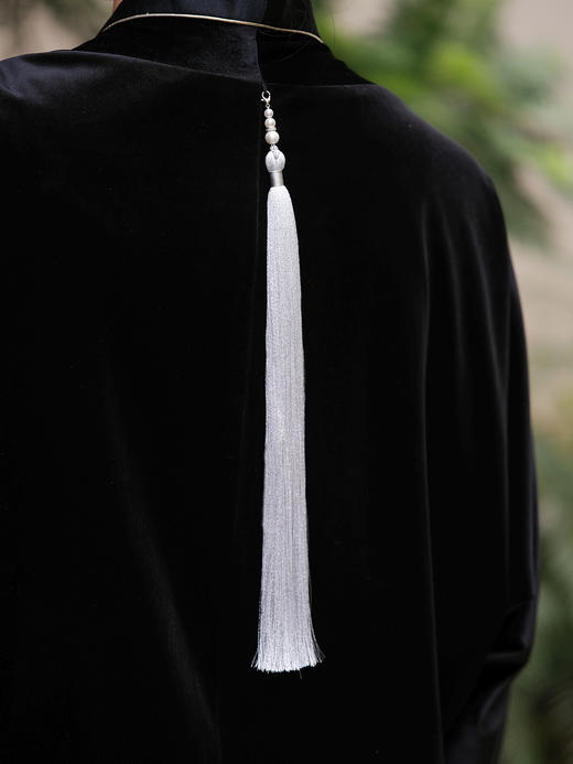 东方境X郭培 | 新中式帝王花刺绣外套-黑色 商品图4