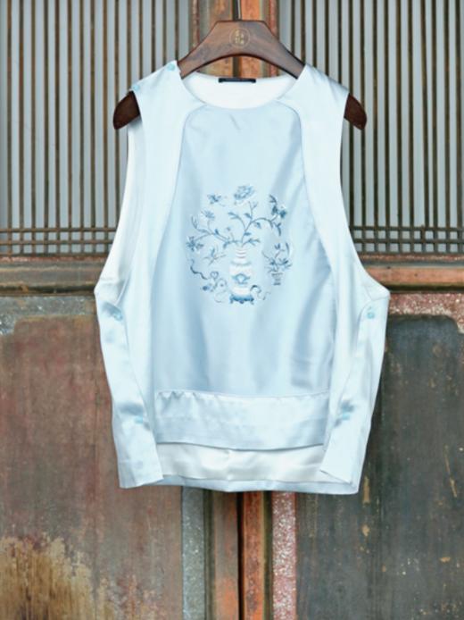 VIP款-盛唐牡丹盛奢系列| 团花宝瓶纹手推绣真丝马甲 商品图0