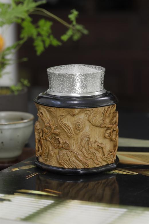 梅花°锡胆竹雕茶叶罐 商品图1