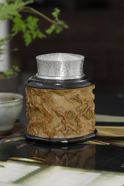 梅花°锡胆竹雕茶叶罐 商品图2