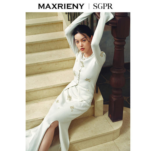 MAXRIENY贵雅中式针织衫女24秋新款修身显瘦刺绣上衣(货号:MS85SW524) 商品图3