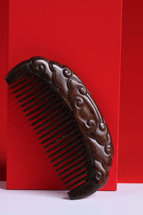 LP0134°如意纹半月型木梳