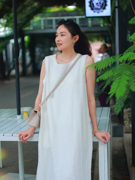 【抖音专属】无袖连衣裙（23718075-皦玉） 商品图1