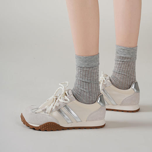 西村名物2025年春夏新款女士芒果头复古平底透气百搭复古运动复古德训鞋T25CM38961 商品图2