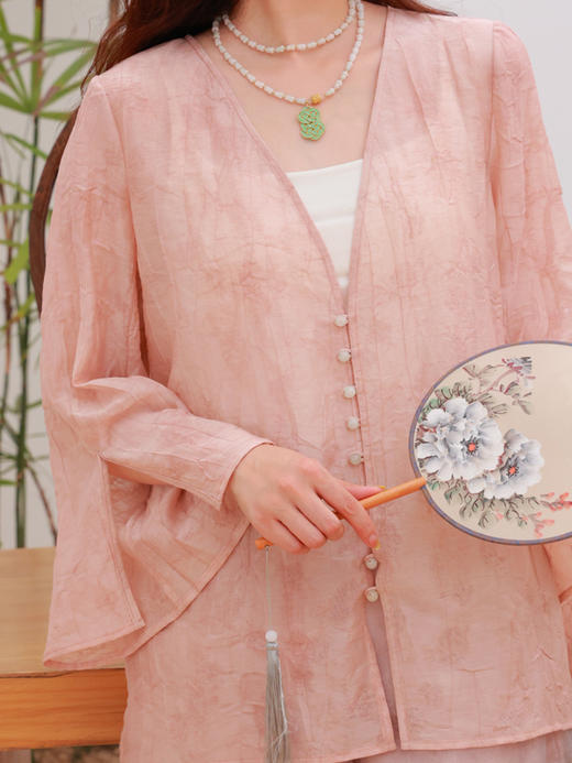 【抖音专属】新中式上衣（25710321-绮霞） 商品图4