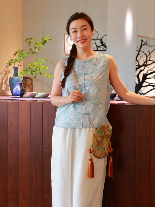 【2026东衣作】中式马甲（24704689绽放） 商品图2