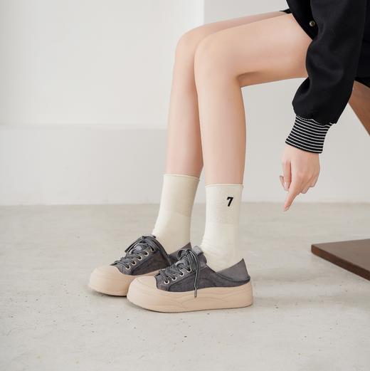 西村名物2025年秋季新款复古休闲运动板鞋轻厚底防滑舒适透气系带运动鞋饼干鞋T25CM31571 商品图1