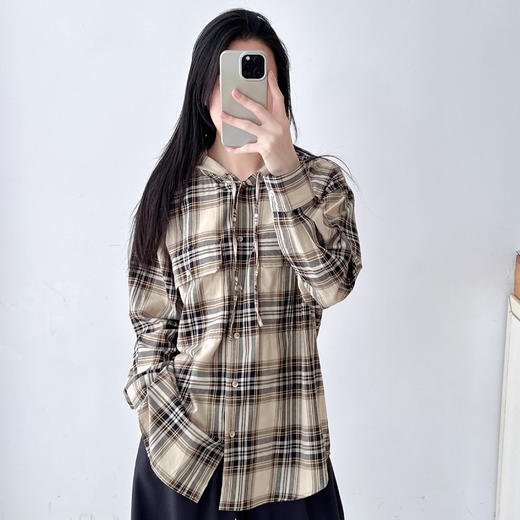 复古撞色格纹连帽长袖衬衫女25新款宽松休闲百搭中长款衬衣 商品图1