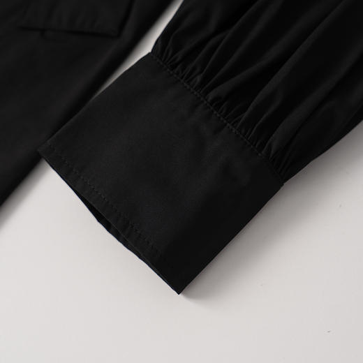 EITIE爱特爱黑白印花领带更显精致泡泡袖优雅风衣8304008 商品图6