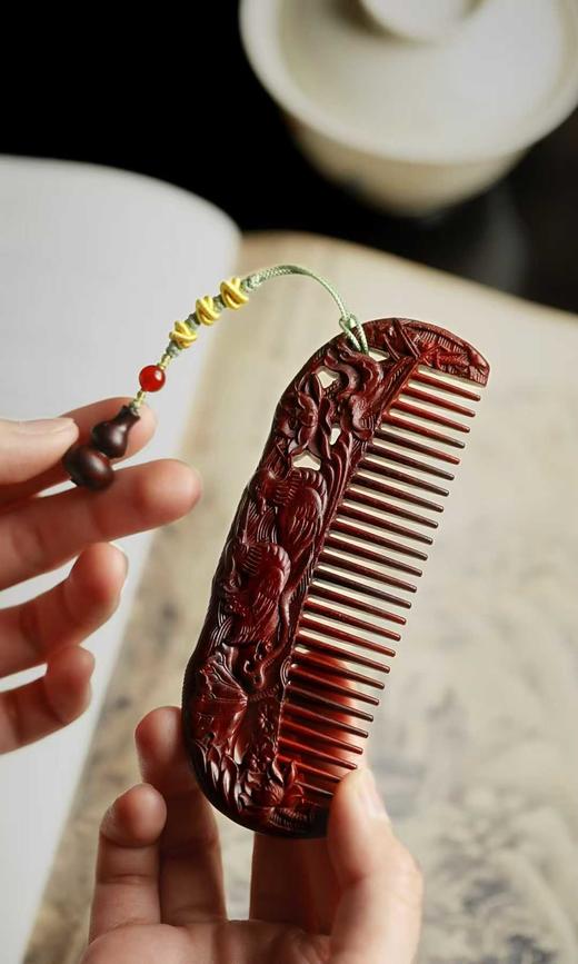 精雕鸳鸯戏水°紫檀木梳 商品图5