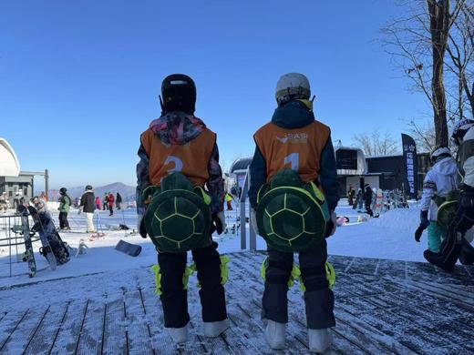 25/26雪季|吉林松花湖（单双板）滑雪训练营，成人及青少年均可报名！ 商品图4