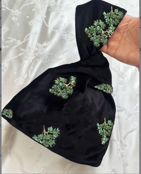 盛唐牡丹| 真丝丝绒串珠手拿包