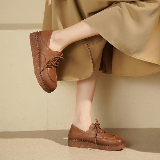 西村名物2025年秋季新款厚底气质学院风系带不累脚袋鼠鞋乐福鞋T25CM30861 商品图3