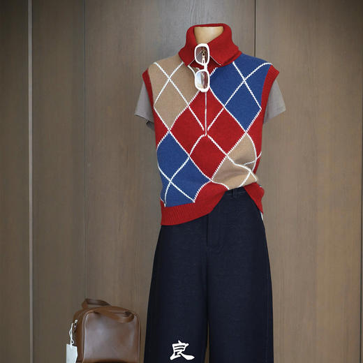 【预售7天】良木礼羊绒拉链背心（Q2584191F） 商品图0