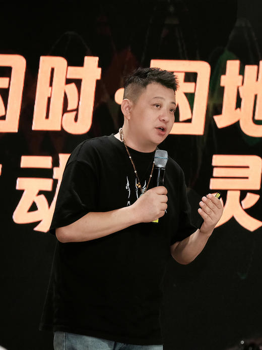 盛唐婧×女书|风从东方来T恤 商品图1