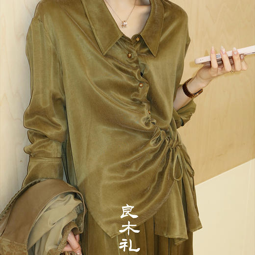 【预售7天】良木礼抽绳翻领衬衫（Q2582115） 商品图4