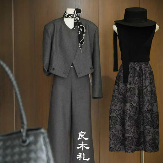 良木礼腰果花半裙（Q2584170F） 商品图1