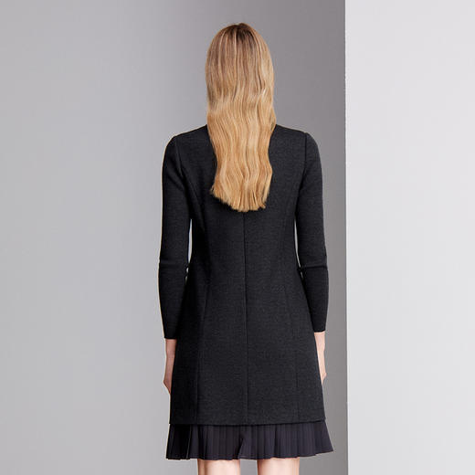 EITIE爱特爱手工钉珠花压褶拼接设计秋冬保暖连衣裙8407117 商品图4