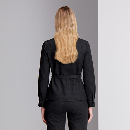 EITIE爱特爱简洁圆领分割设计配腰带收腰显瘦上衣8413104 商品图4