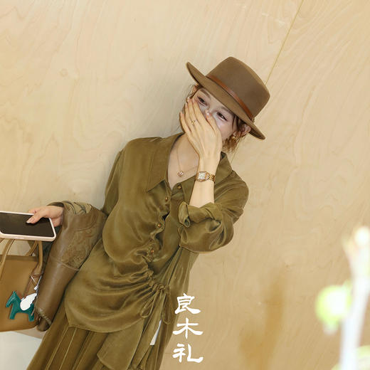 【预售7天】良木礼抽绳翻领衬衫（Q2582115） 商品图2